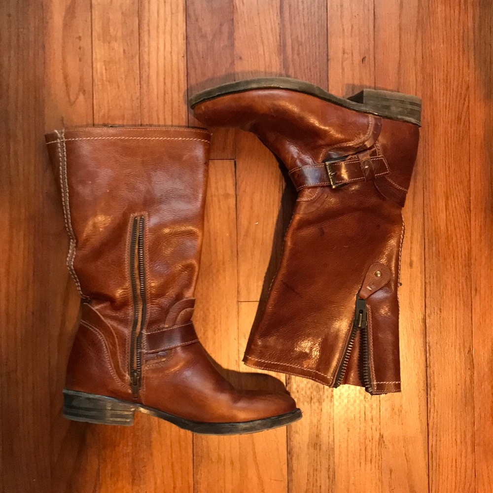 Cognac Bed Stu boots
